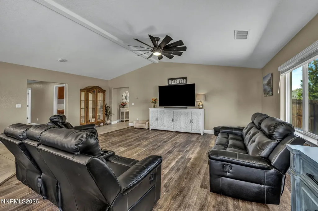 746 Mallard Crest Spanish Springs NV 89441