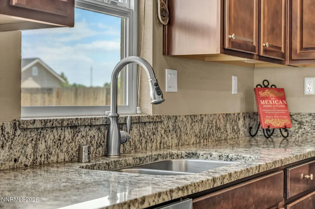746 Mallard Crest Spanish Springs NV 89441