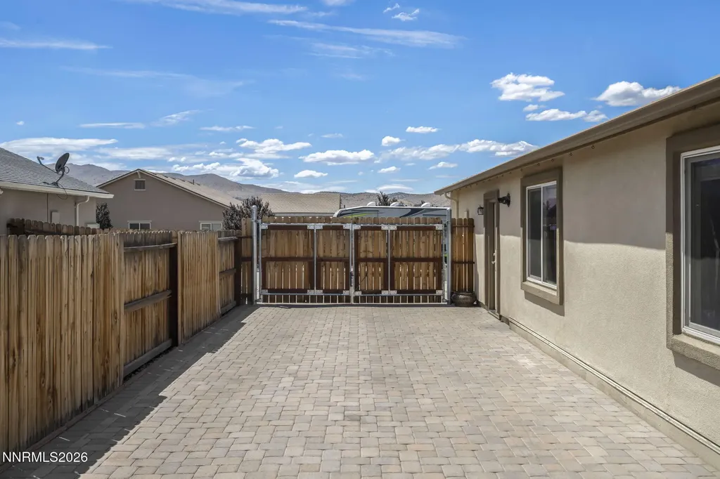 746 Mallard Crest Spanish Springs NV 89441
