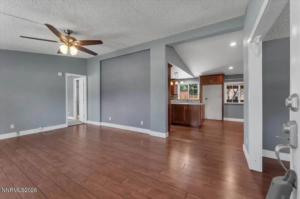 17235 Waxwing Reno NV 89508