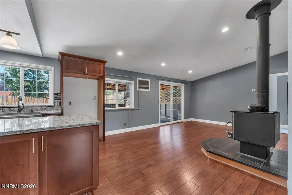 17235 Waxwing Reno NV 89508