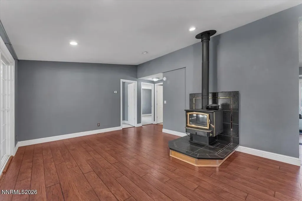 17235 Waxwing Reno NV 89508
