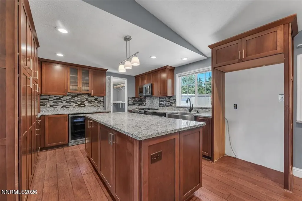 17235 Waxwing Reno NV 89508