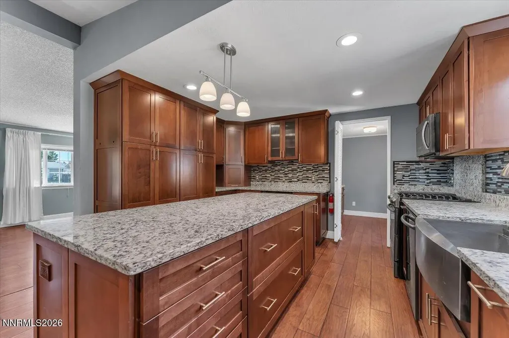 17235 Waxwing Reno NV 89508