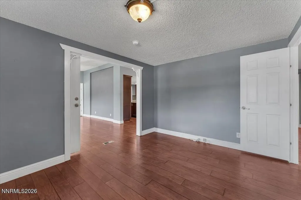 17235 Waxwing Reno NV 89508