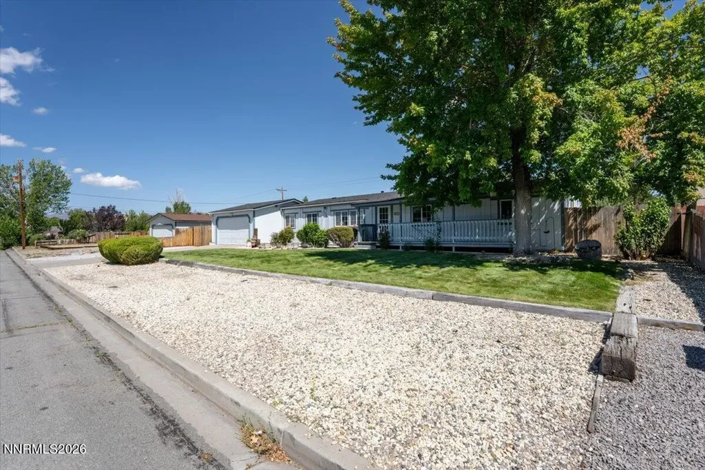 17235 Waxwing Reno NV 89508