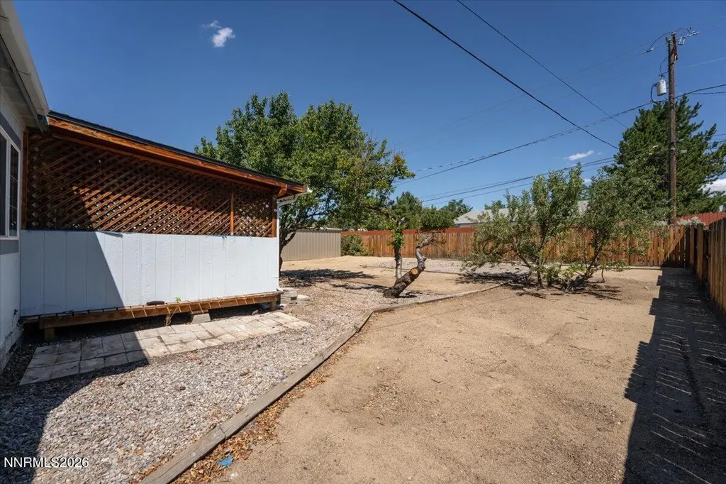 17235 Waxwing Reno NV 89508