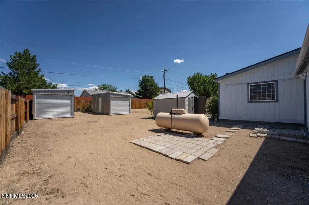 17235 Waxwing Reno NV 89508