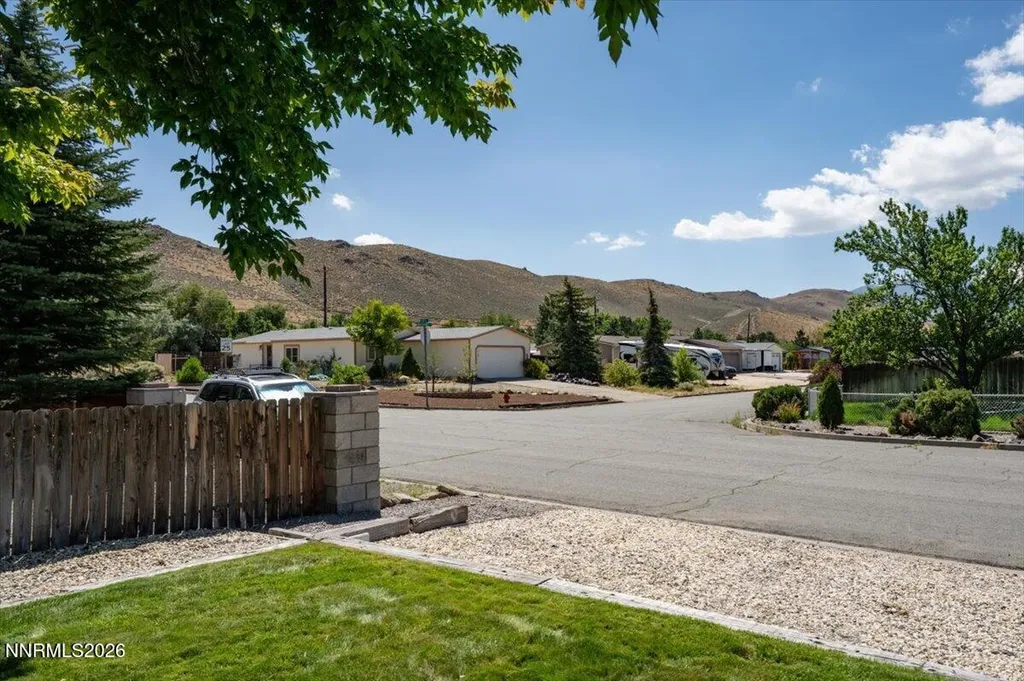 17235 Waxwing Reno NV 89508