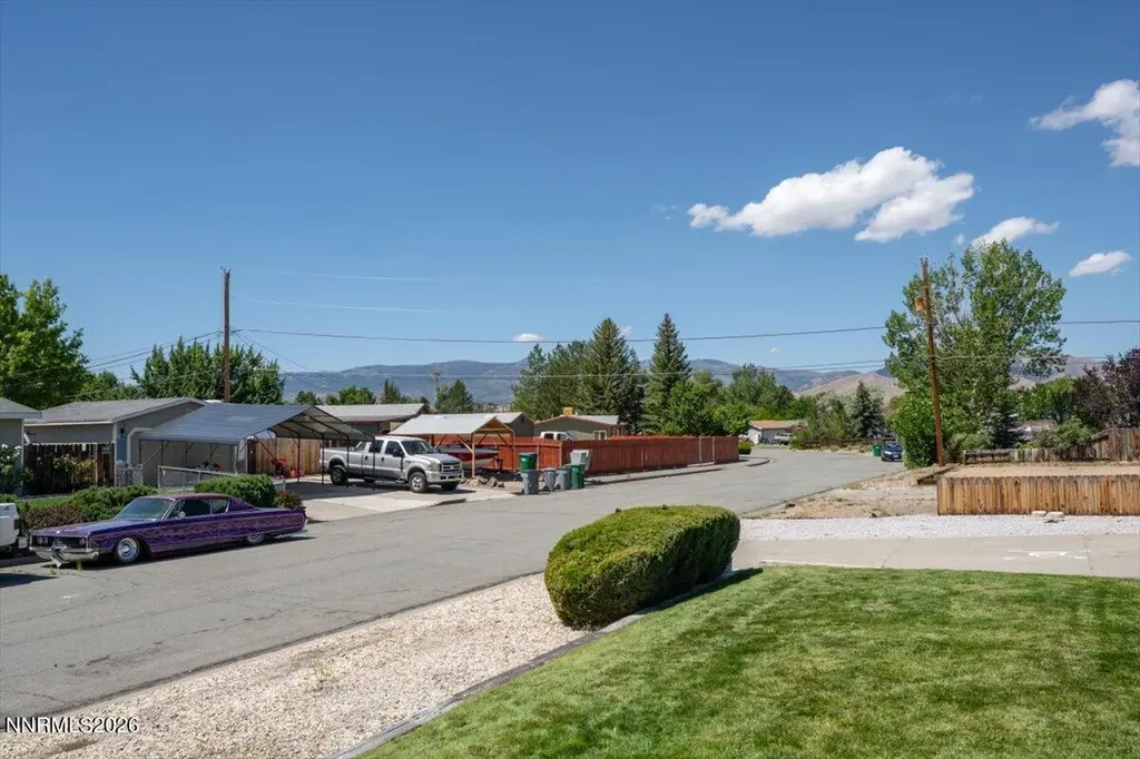 17235 Waxwing Reno NV 89508