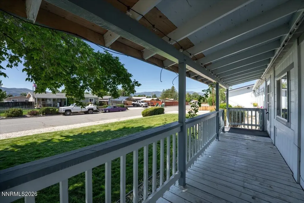 17235 Waxwing Reno NV 89508