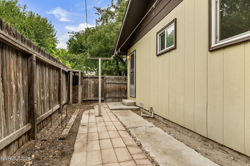 1312 Washington Carson City NV 89703