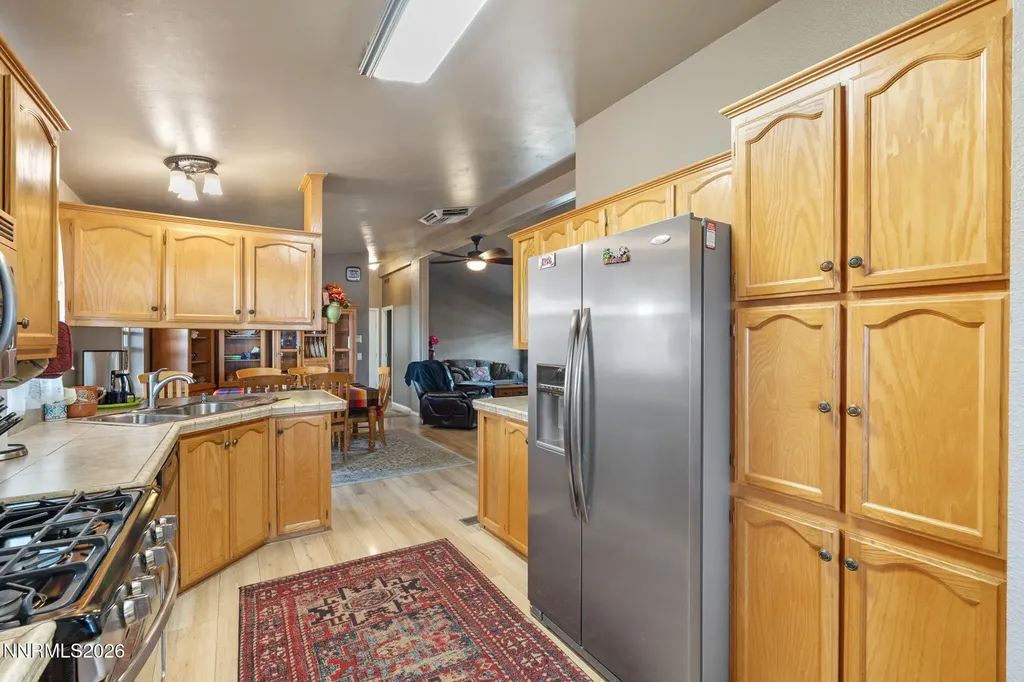 4790 Skyline Silver Springs NV 89429