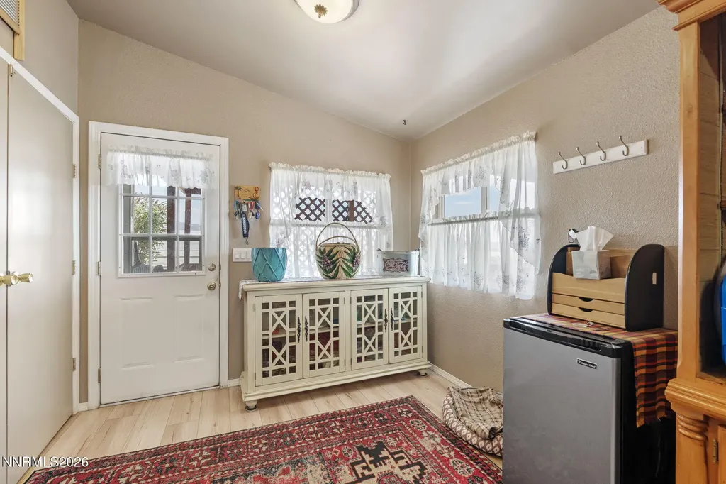 4790 Skyline Silver Springs NV 89429
