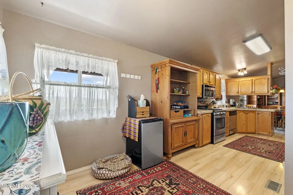 4790 Skyline Silver Springs NV 89429
