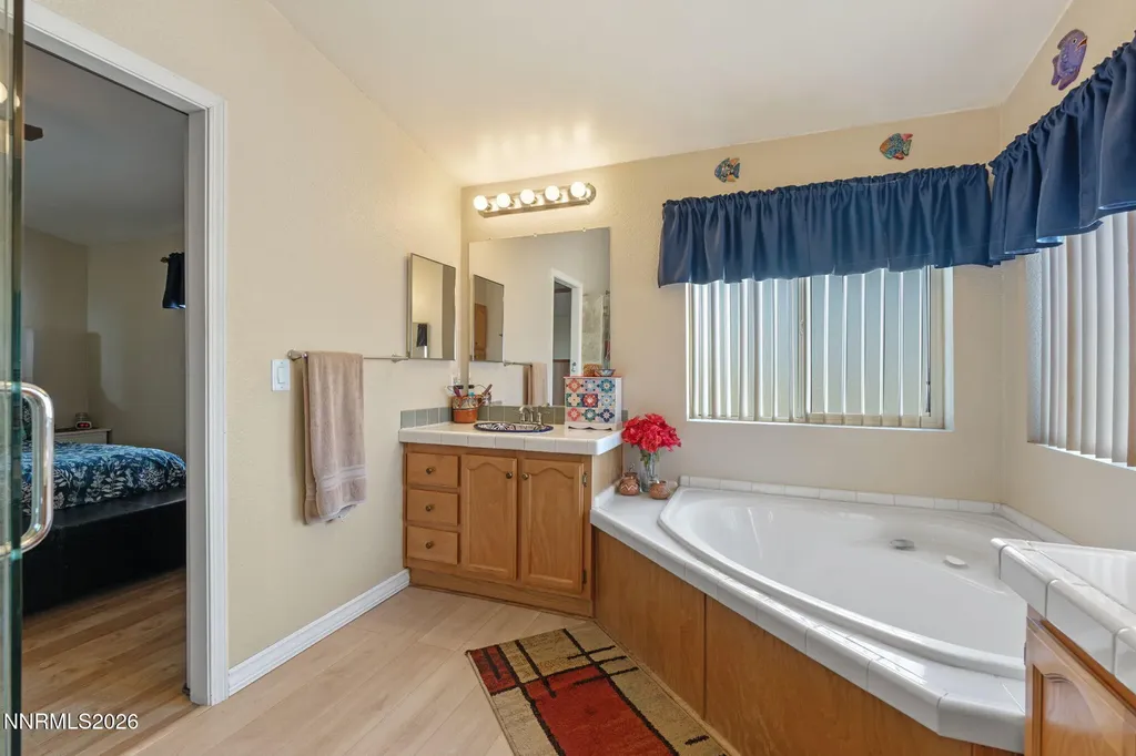 4790 Skyline Silver Springs NV 89429