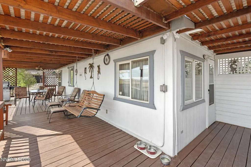 4790 Skyline Silver Springs NV 89429
