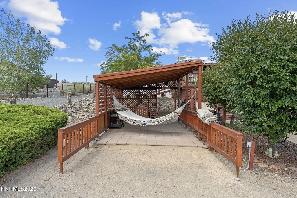 4790 Skyline Silver Springs NV 89429