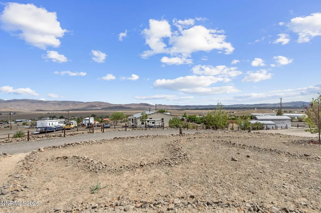 4790 Skyline Silver Springs NV 89429