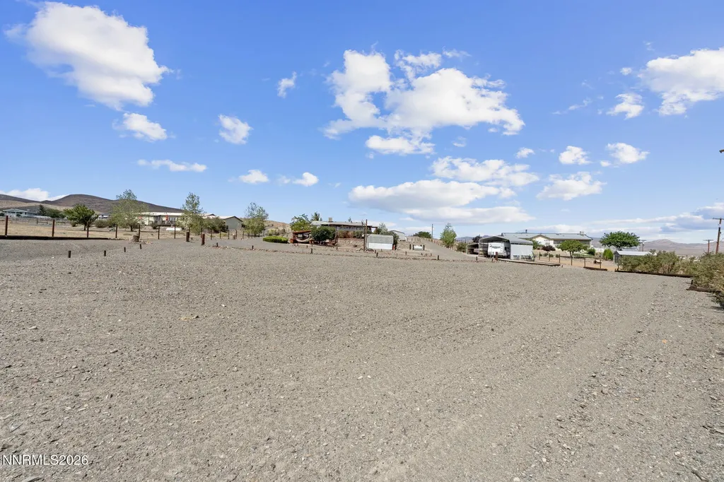 4790 Skyline Silver Springs NV 89429