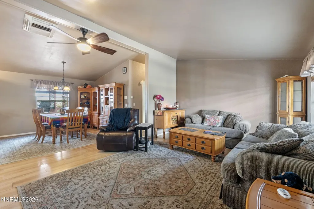 4790 Skyline Silver Springs NV 89429