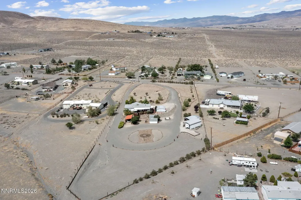 4790 Skyline Silver Springs NV 89429