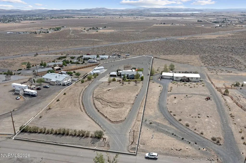 4790 Skyline Silver Springs NV 89429