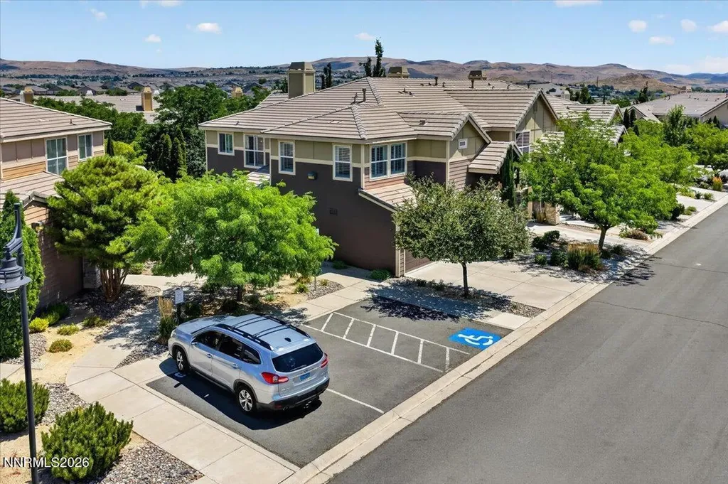 4872 Bougainvillea Sparks NV 89436