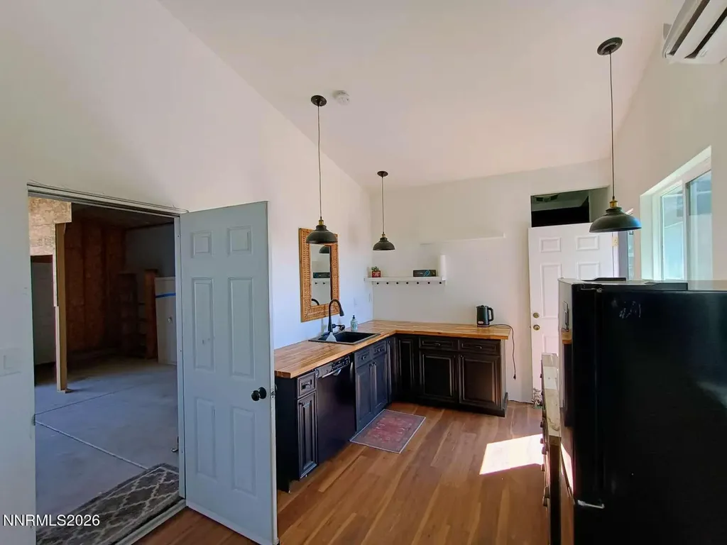 893 Vista Park Carson City NV 89705
