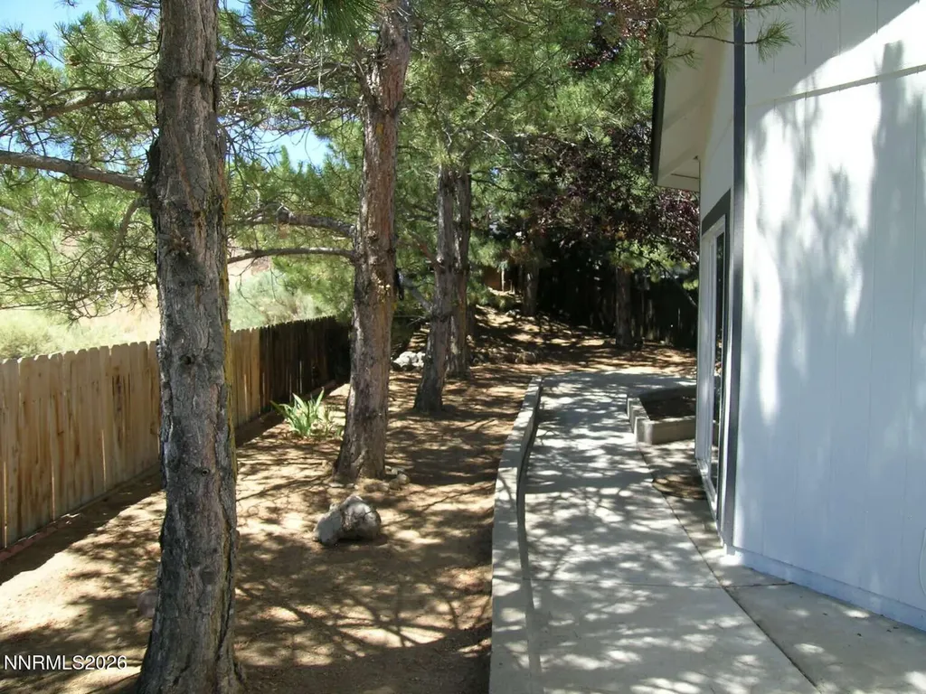893 Vista Park Carson City NV 89705