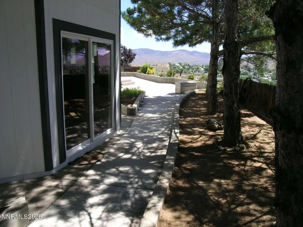 893 Vista Park Carson City NV 89705