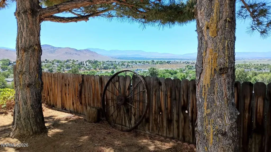 893 Vista Park Carson City NV 89705