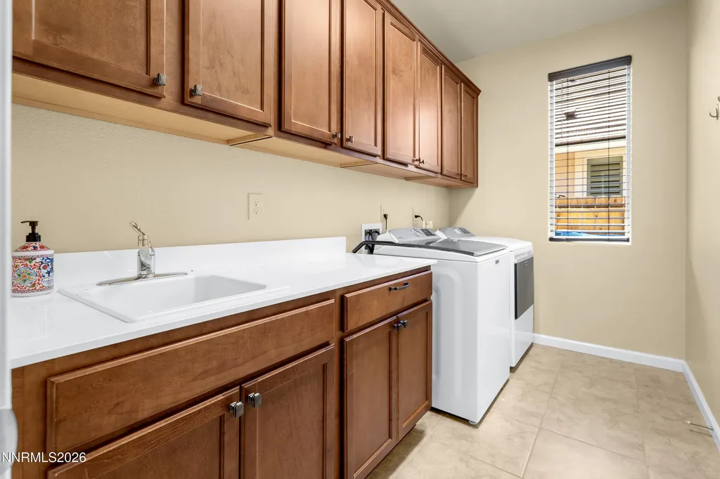 9582 Gazala Reno NV 89521