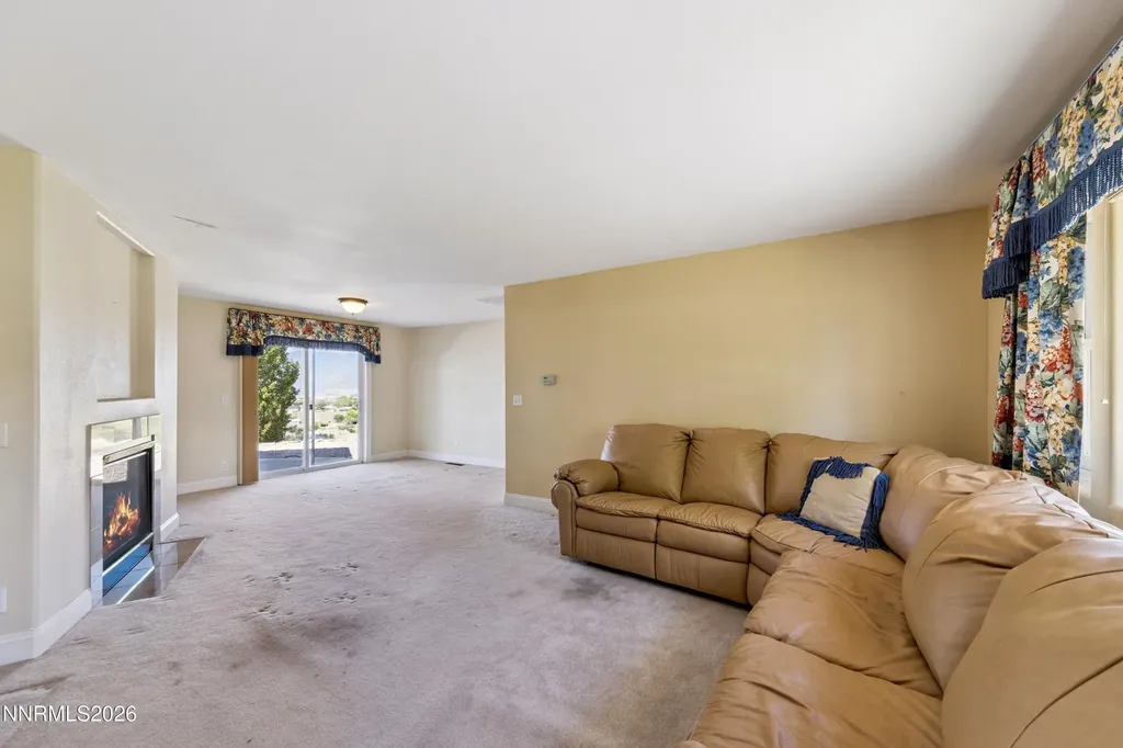 1680 Toni Minden NV 89423