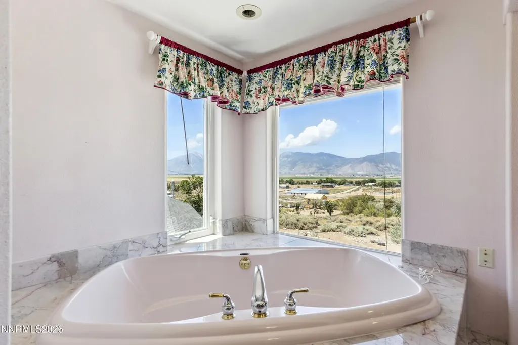 1680 Toni Minden NV 89423