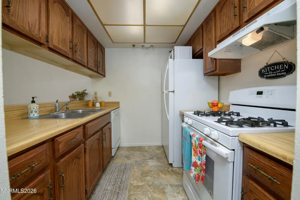 759 Boulder Stateline NV 89449