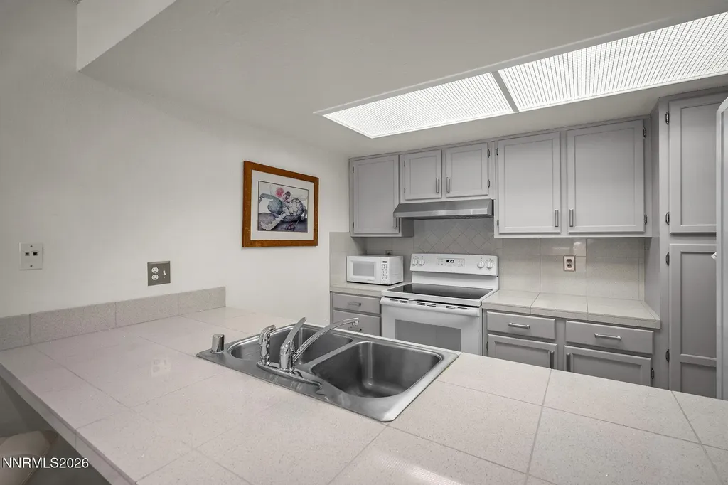 8820 Dixon Reno NV 89511
