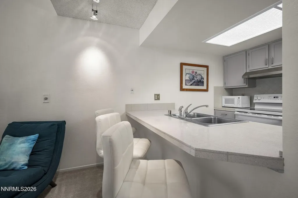 8820 Dixon Reno NV 89511