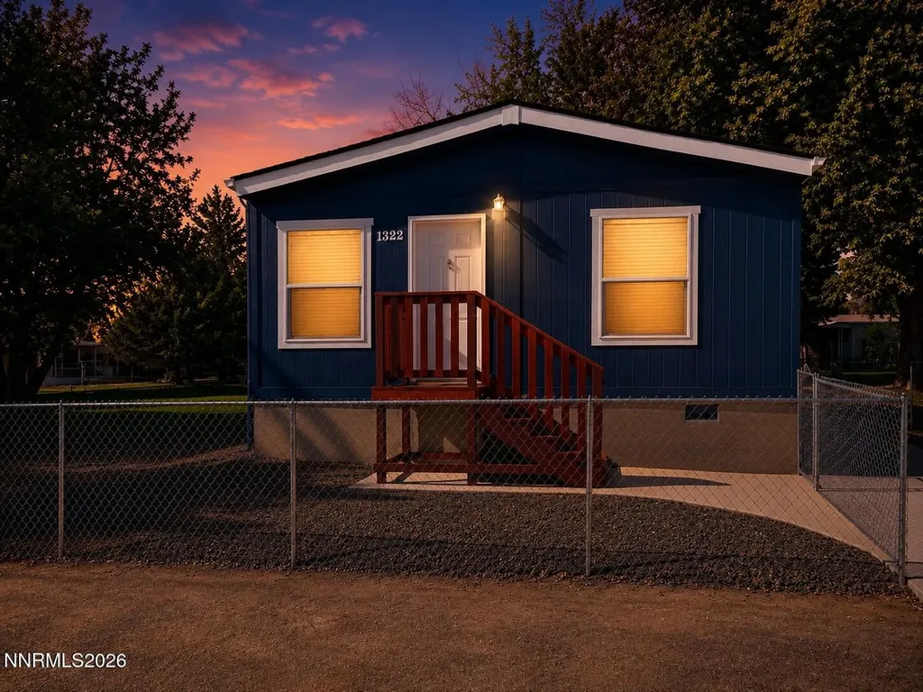 1322 Kingslane Gardnerville NV 89410