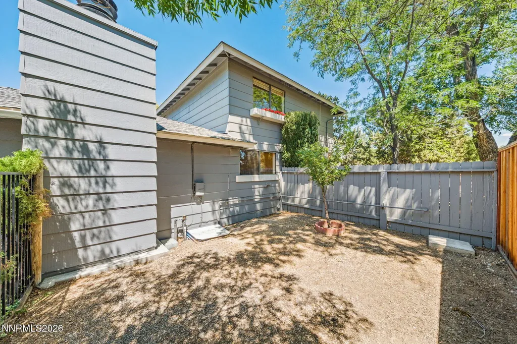 1945 Lakeside Reno NV 89509