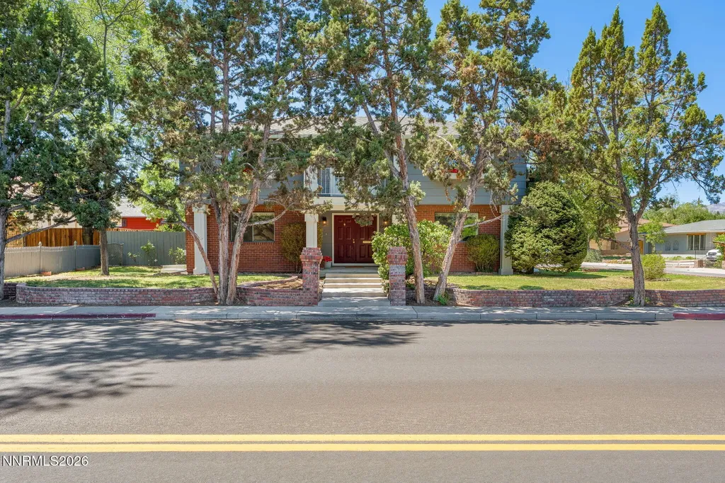 1945 Lakeside Reno NV 89509