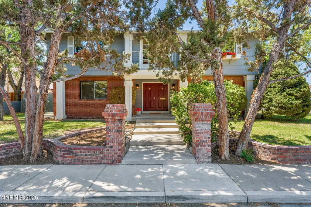 1945 Lakeside Reno NV 89509