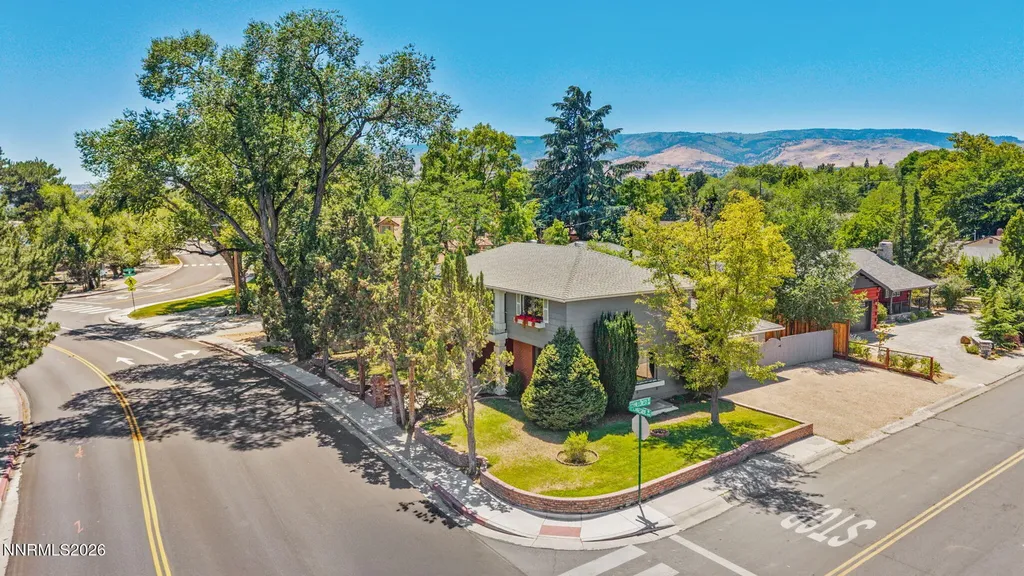 1945 Lakeside Reno NV 89509
