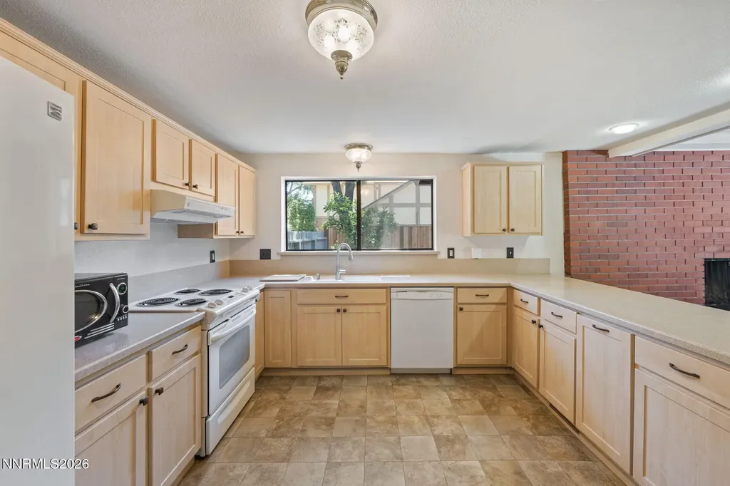 1945 Lakeside Reno NV 89509