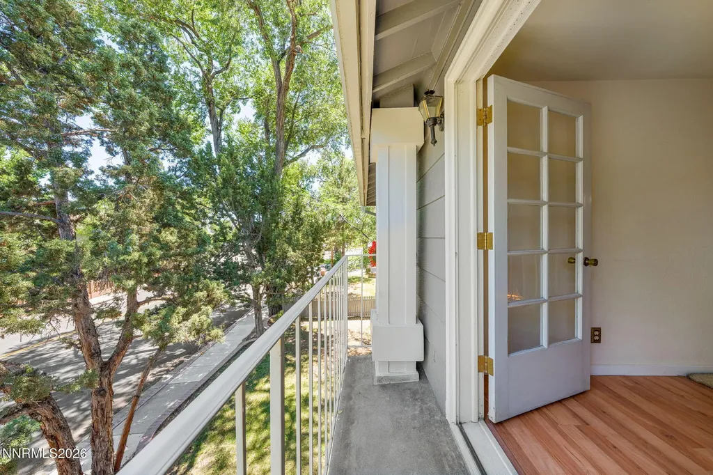 1945 Lakeside Reno NV 89509