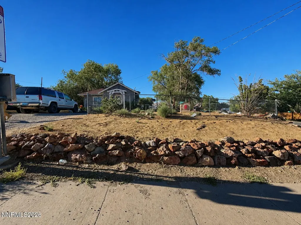 305 2nd Sun Valley NV 89433