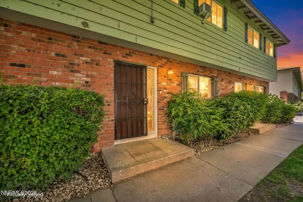 446 Smithridge Reno NV 89502