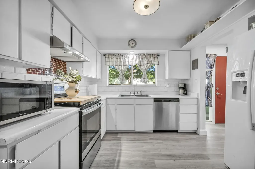 446 Smithridge Reno NV 89502