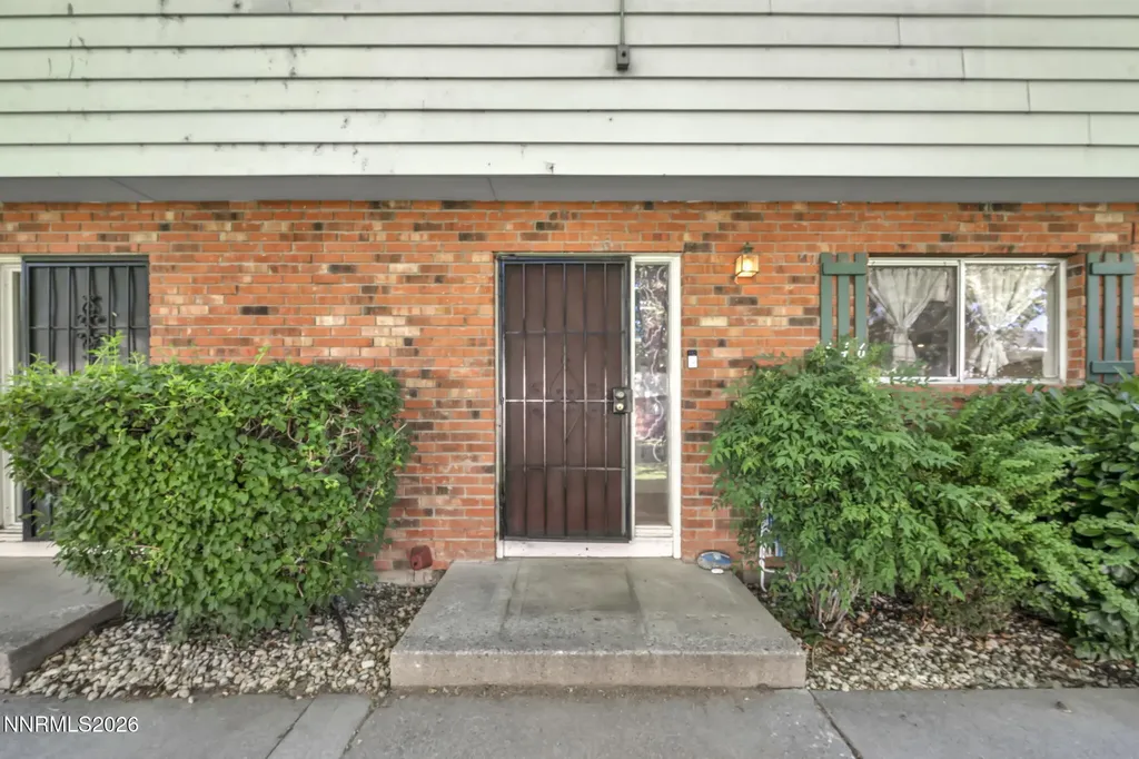 446 Smithridge Reno NV 89502