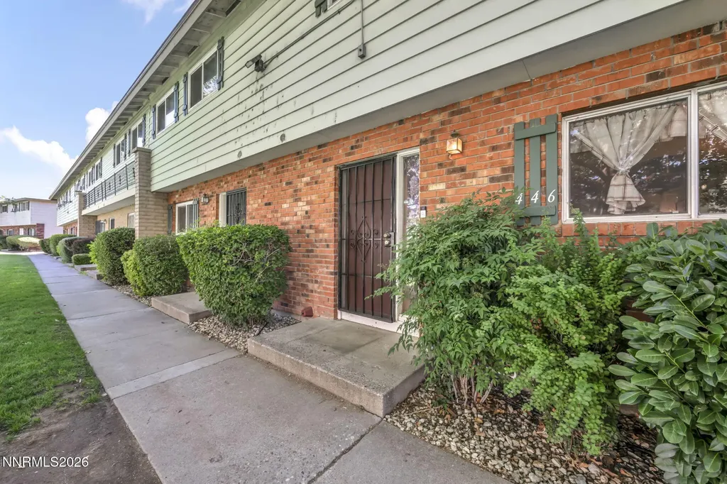 446 Smithridge Reno NV 89502